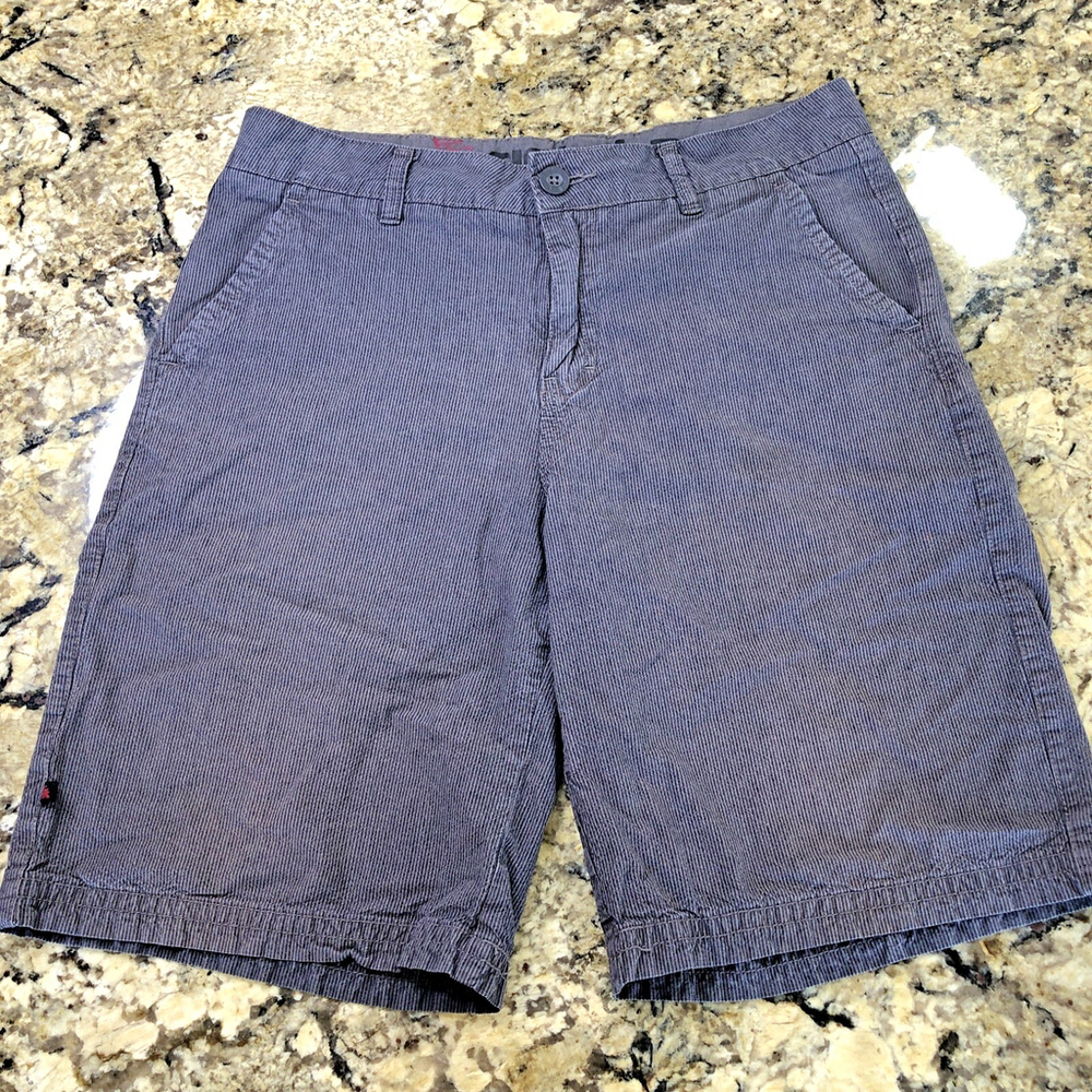 Vintage Size 32 X 10 Gotcha Mens Shorts Grey 100% Cotton Comfy Causal VTG KH